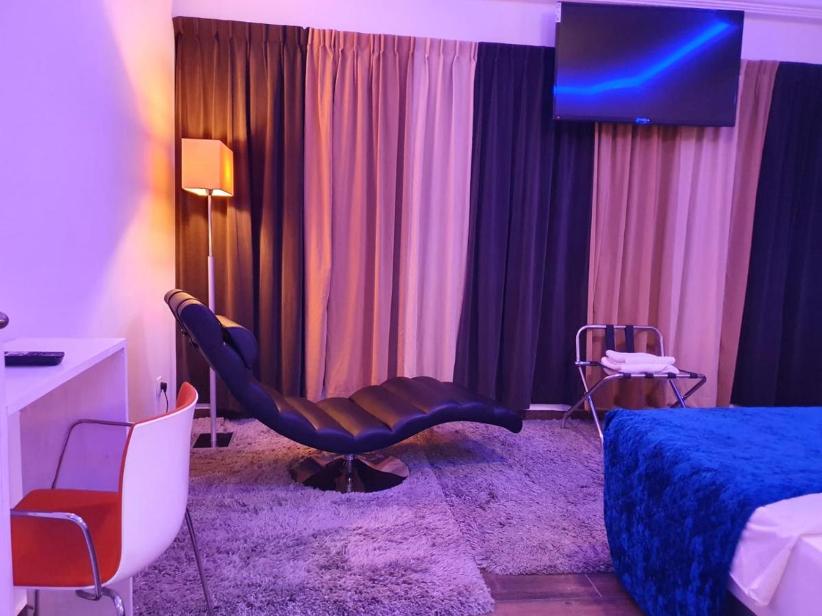 Residence Blue Hotel Thies ภายนอก รูปภาพ