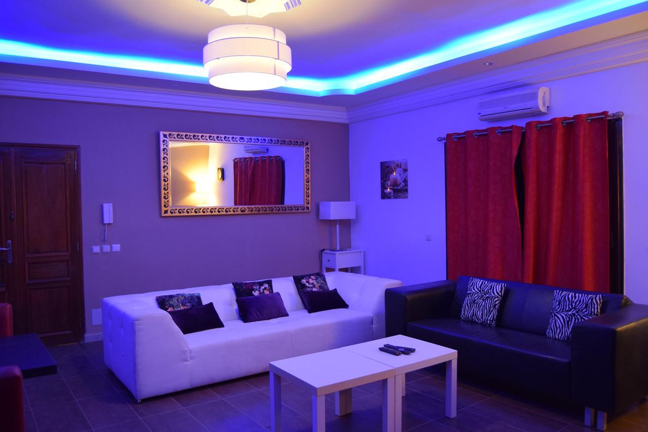 Residence Blue Hotel Thies ภายนอก รูปภาพ