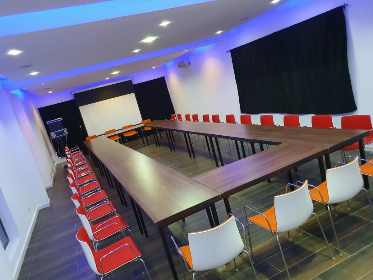 Residence Blue Hotel Thies ภายนอก รูปภาพ